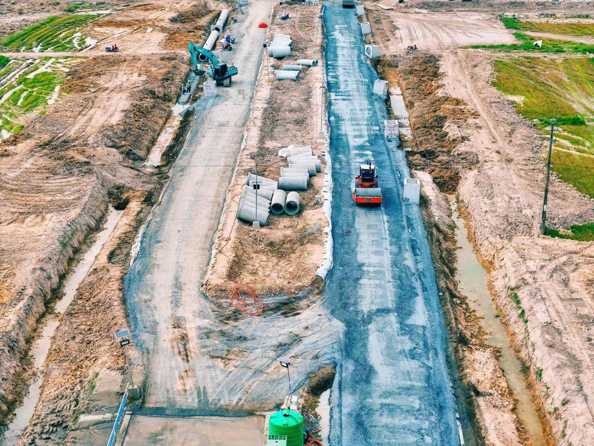 tien-do-thi-cong-vinhomes-green-city-09